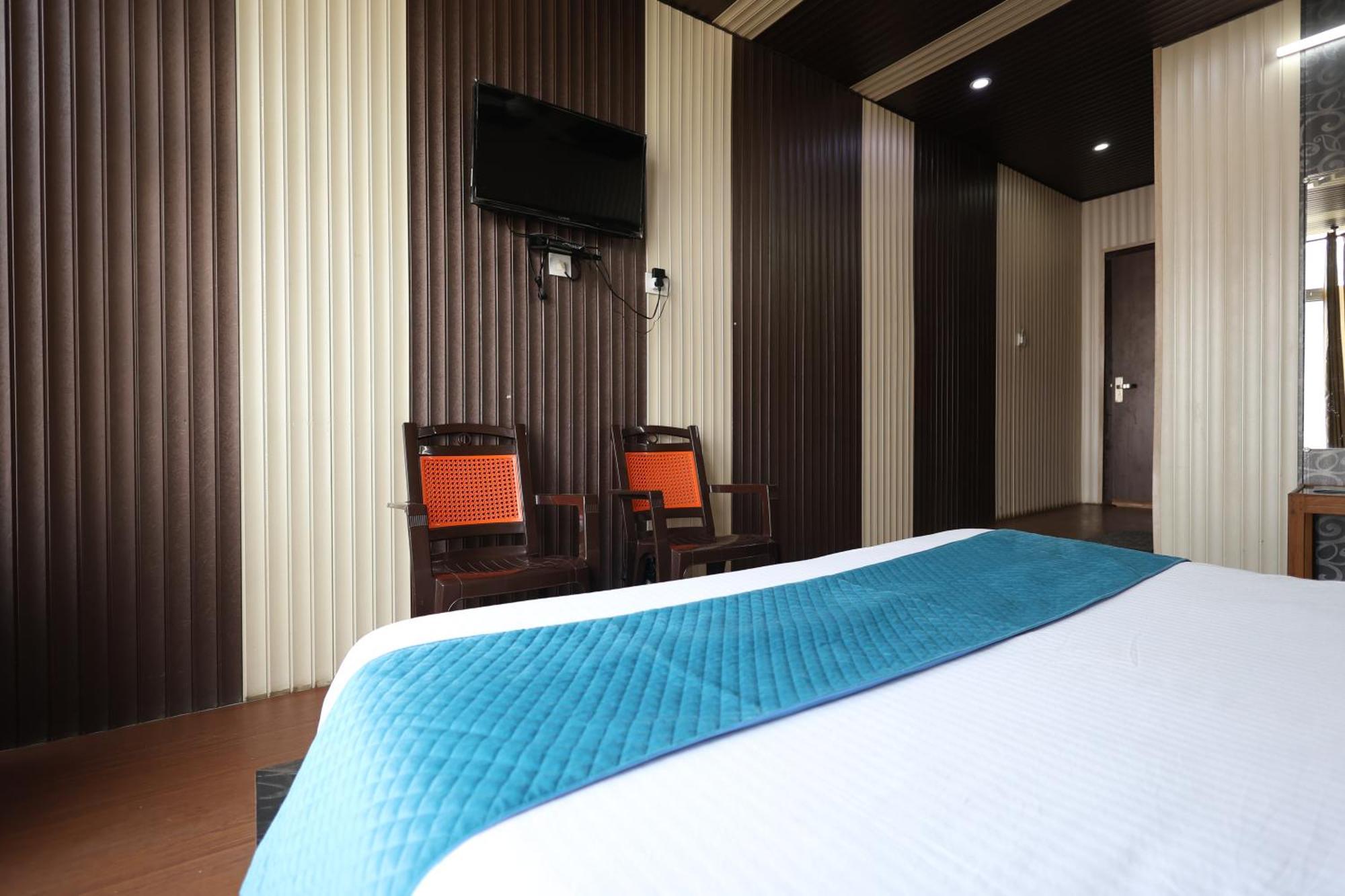 Sleeping Beauty Hotel Moutain View Property Joshīmath Eksteriør billede