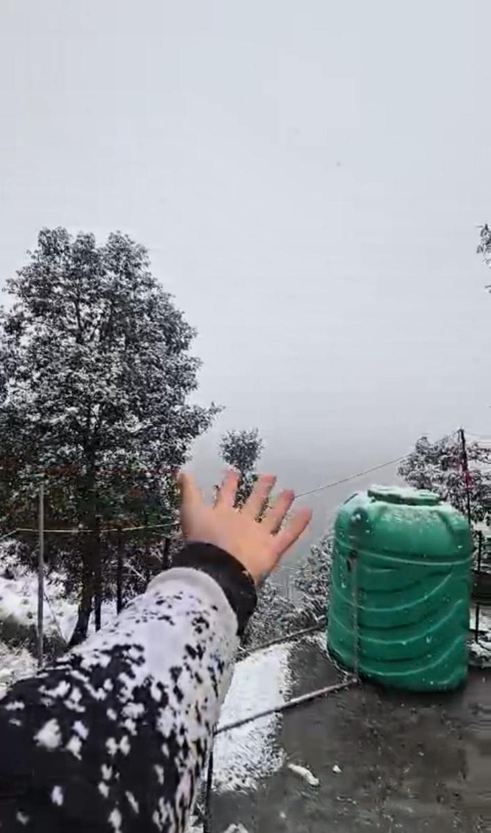 Sleeping Beauty Hotel Moutain View Property Joshīmath Eksteriør billede